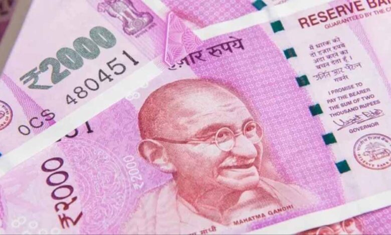 भारतीय रिज़र्व बैंक द्वारा दो साल पहले नोटबंदी के बाद भी 6,266 करोड़ रुपये मूल्य के नोट चलन में