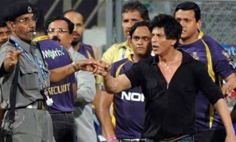 IPL में हो चुके हैं ये 7 बड़े कांड- श्रीसंत को थप्पड़, शाहरुख खान का पंगा, स्पॉट फिक्सिंग, अभिषेक-राठी विवाद तो कुछ नहीं